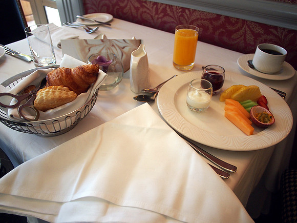 P4305693-continental-breakfast