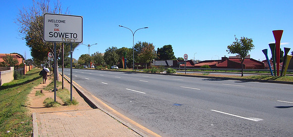 P4305741-welcome-to-soweto