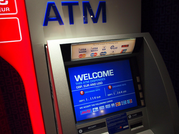 P4195399-international-atm