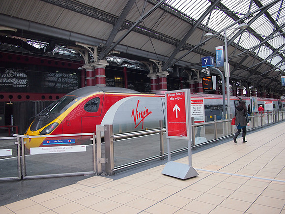 P4185253-virgin-liverpool-to-london