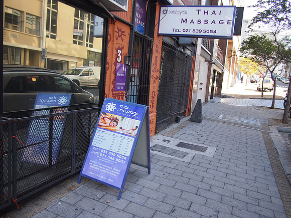 P5177224-thai-massage