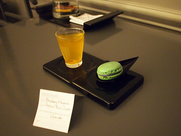 P4295684-macaroon