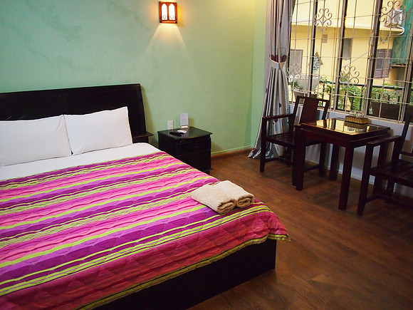 PC289409-nha-trang-inn-bed