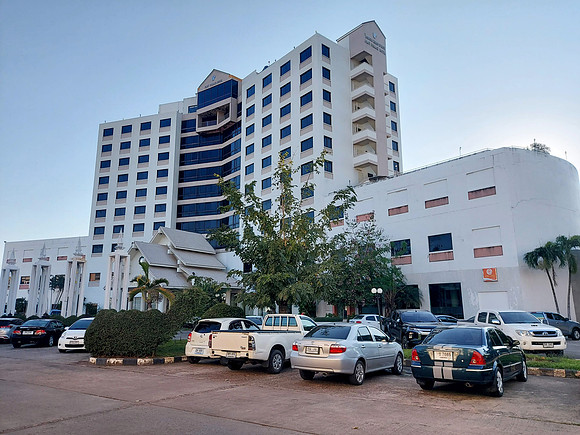 20220224_165524-ploy-palace-hotel