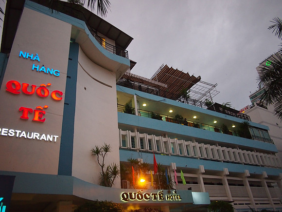 PC289426-quoc-te-hotel