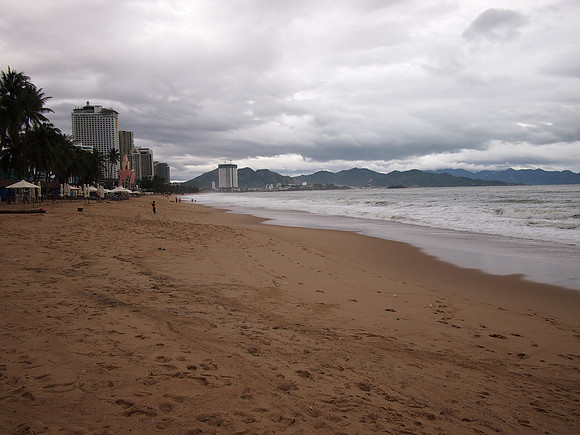PC299434-cloudy-beach-day