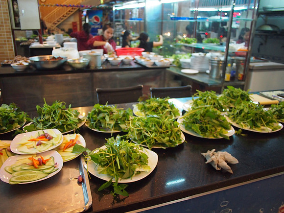 PC299504-nem-nuong-greens