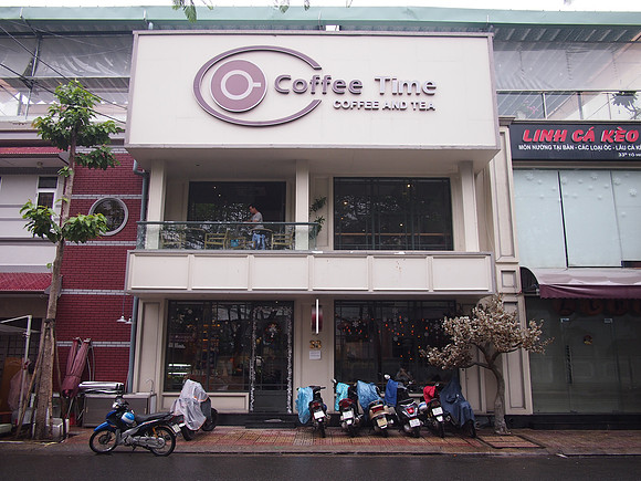 PC309533-coffee-time