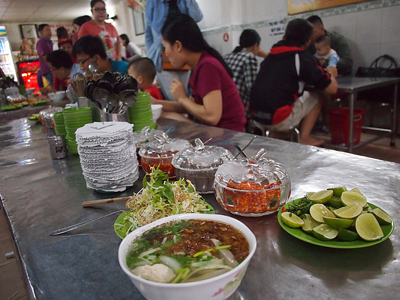 PC309551-nguyen-loan-fish-soup