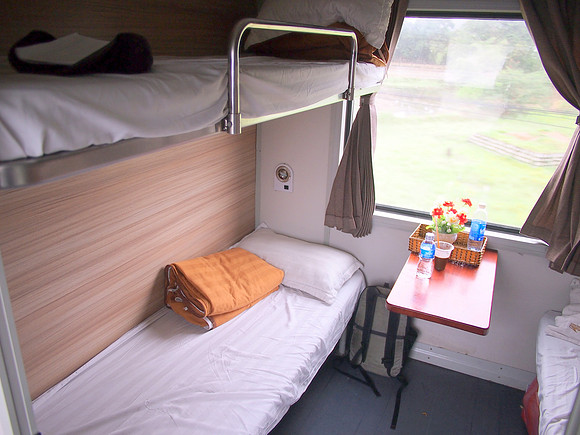 P1019706-four-bed-cabin