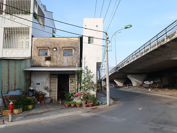 IMG_7648-skinny-house