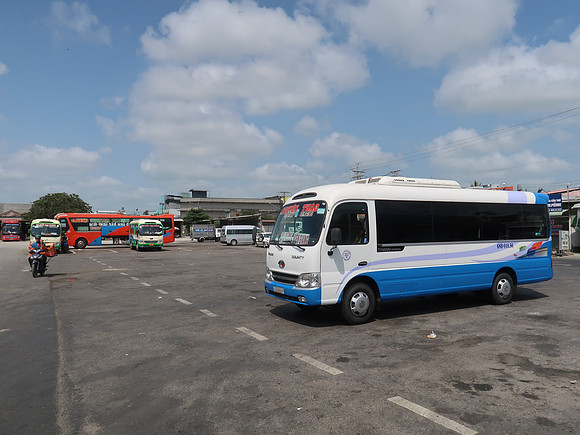 IMG_7919-bus-station