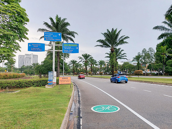 20230723_101551-bike-path