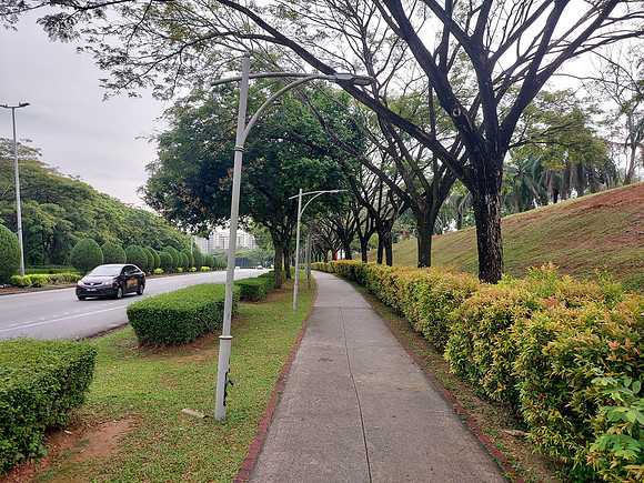 20230723_113538-university-walk
