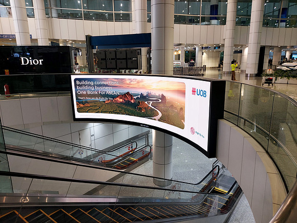20230728_073630-uob-advertising