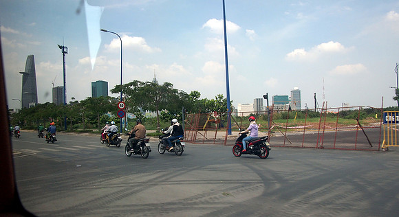 P3010237-saigon-view