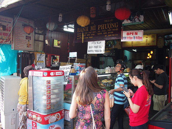 P3050294-banh-mi-phuong
