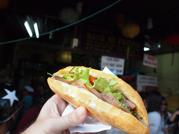 P3050305-banh-mi