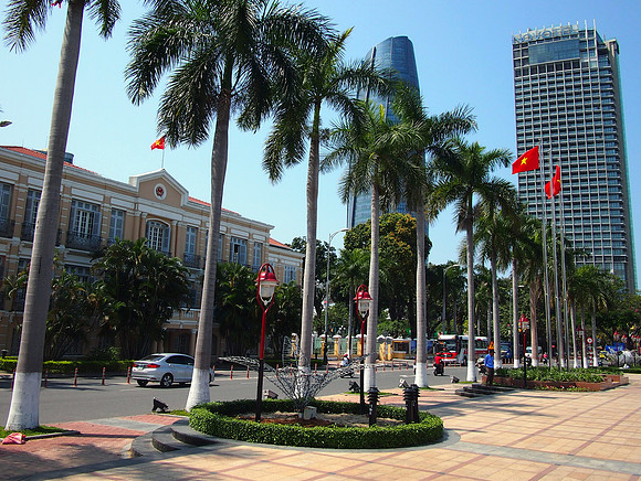 P3070441-danang-city