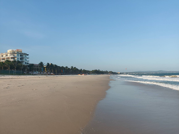 20220418_170737-phan-thiet-beach