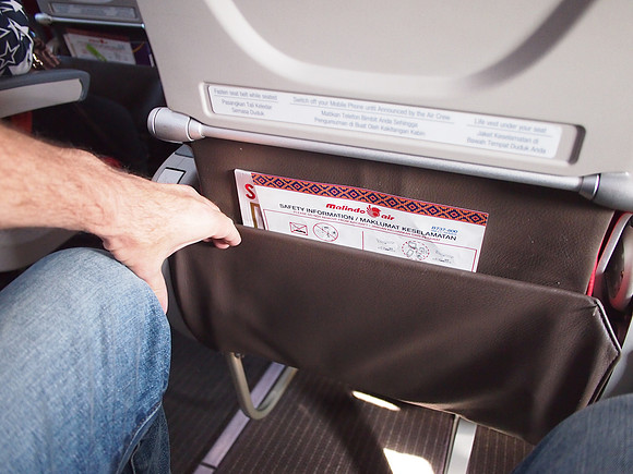 P3110670-leg-room