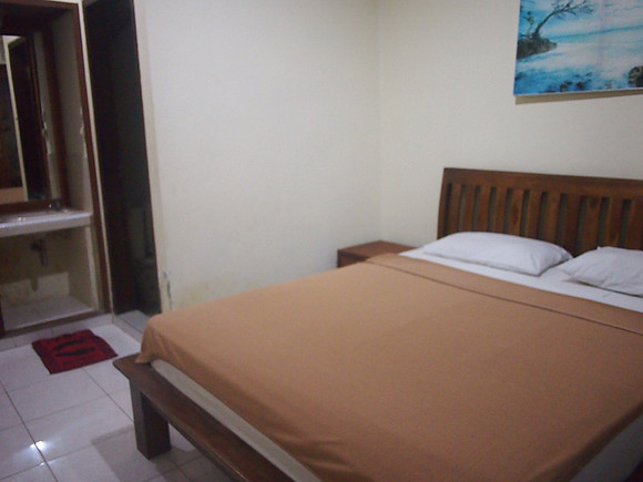 P3110690-loco-homestay-bed