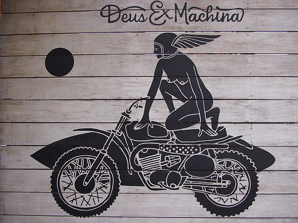 P3120707-deus-ex-machina