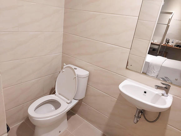 20230731_141203-kama-bathroom