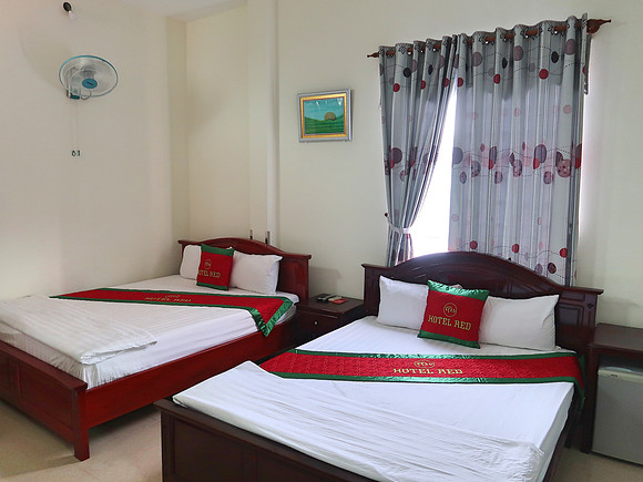 IMG_8177-red-hotel-twin