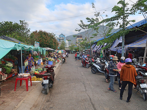 IMG_8324-street-market