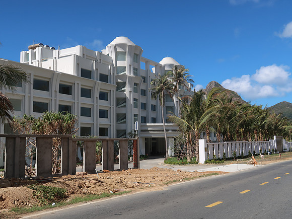 IMG_8355-new-hotel-construction
