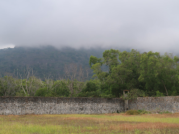 IMG_8469-prison-and-mountains