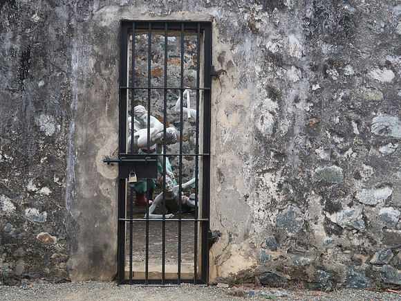 IMG_8473-prison-beating