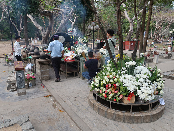 IMG_8540-pray-to-vo-thi-sau
