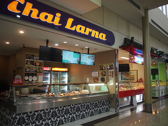 P3181144-asian-food-court