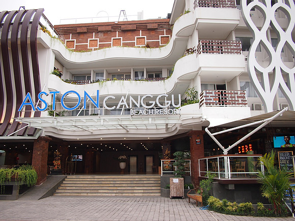 P3140907-aston-canggu