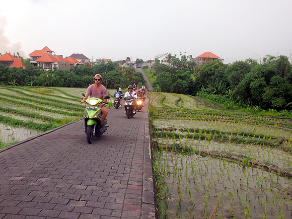 P3150975-canggu-short-cut