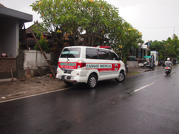P3150985-canggu-medical