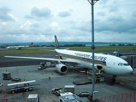 P3171016-singapore-airlines