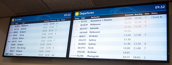 P3191181-arrivals-departures