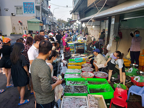 20210313_174647-fish-market