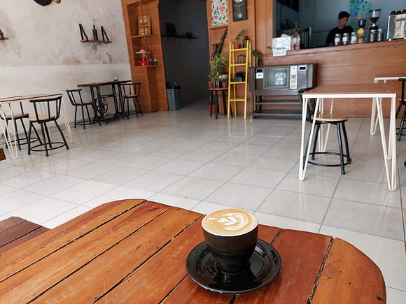 20230802_095600-cafe-at-gunung-sari