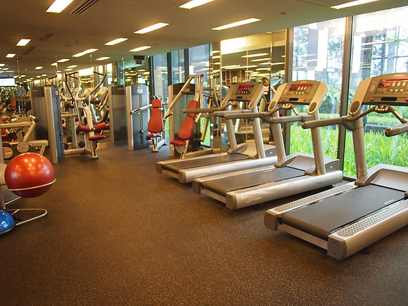 P3281528-fitness-club