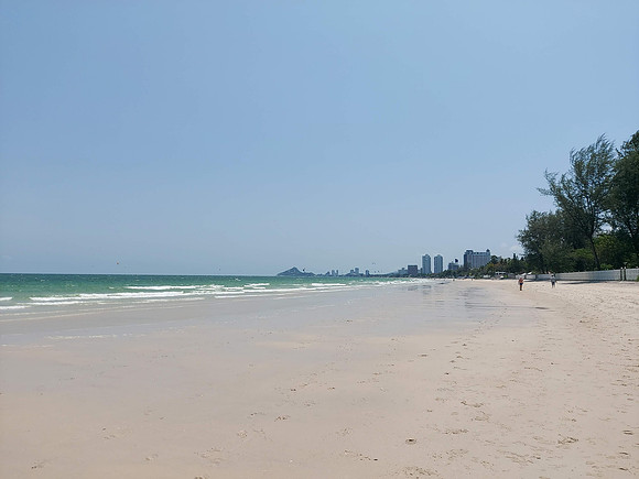 20220317_125428-hua-hin-beach