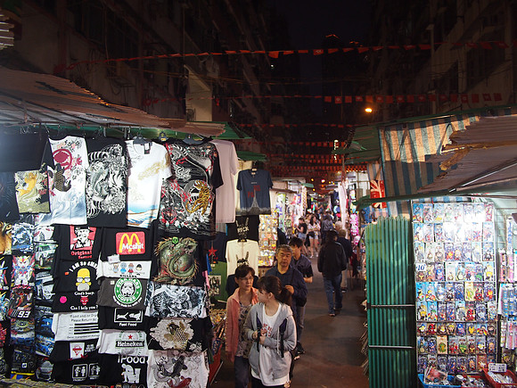 P3291693-temple-st-market