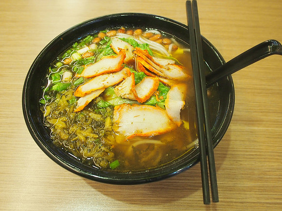 P3311783-noodles