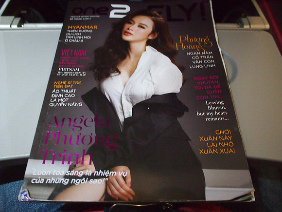 P4011863-march-inflight-mag