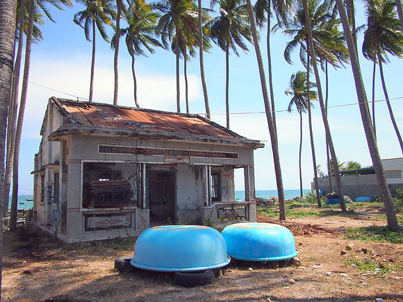 P4302063-fishing-shack
