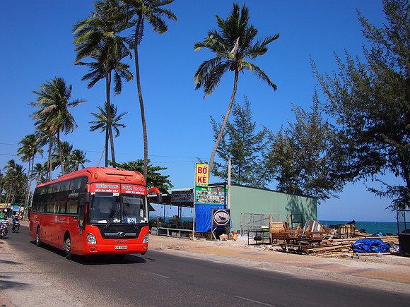 P4302068-futa-bus
