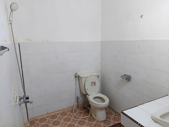 20230807_095139-ambaroba-bathroom